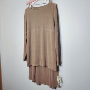 Nicole Studio New York NWT Sweater Skirt Set Beige Crinkle Textured